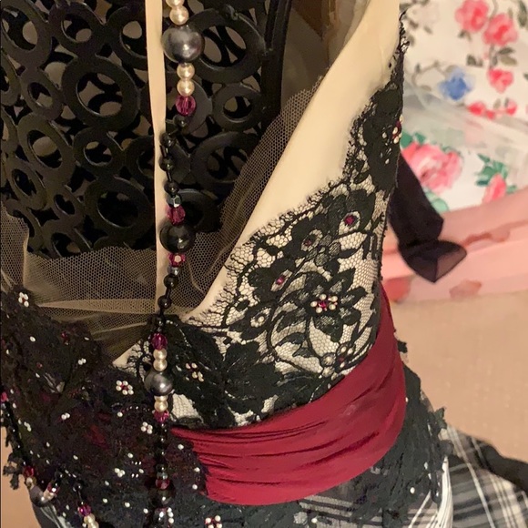 Black plaid dress with burgundy/pearl detailing - Picture 7 of 8